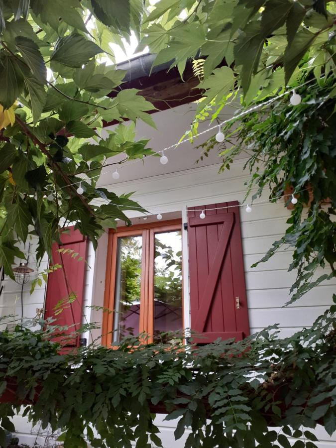 Au Bosquet, Chambre Et Salle De Bains Avec Petit Dejeuner A 600 M Du Centre Dans Un Cadre Calme Et Verdoyant Salies-de-Béarn Eksteriør billede