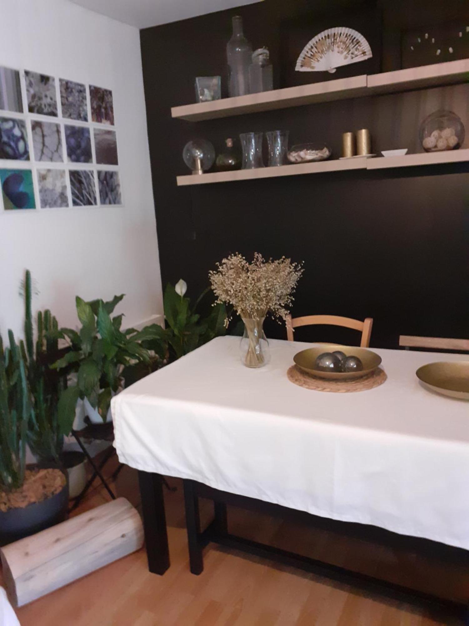 Au Bosquet, Chambre Et Salle De Bains Avec Petit Dejeuner A 600 M Du Centre Dans Un Cadre Calme Et Verdoyant Salies-de-Béarn Eksteriør billede